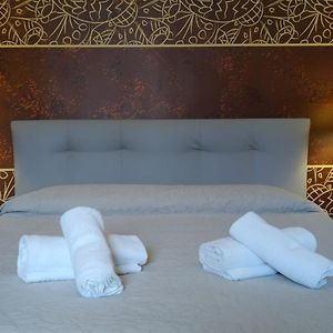 Cconforthotels R&B Central Rooms